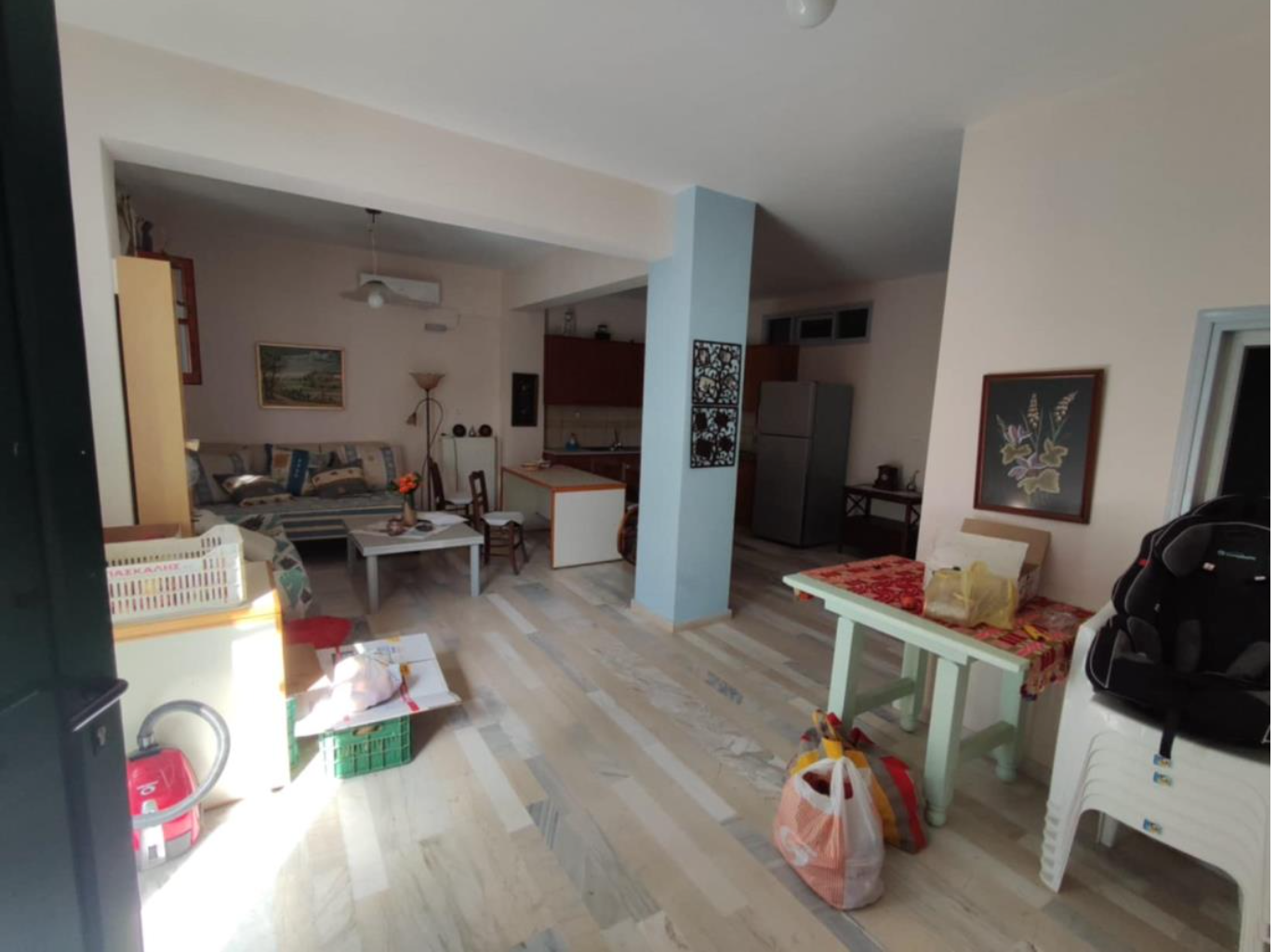 Διαμέρισμα κήπου — Καθιστικό