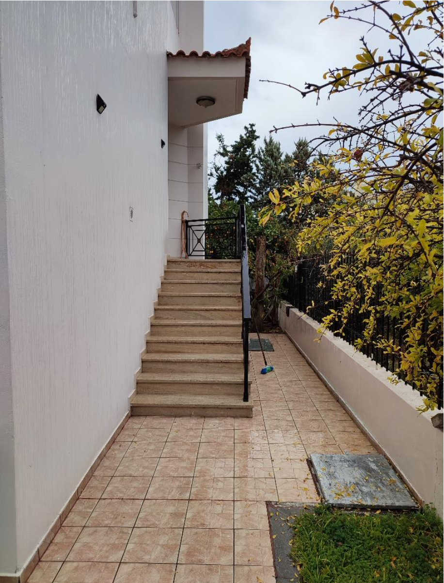 Είσοδος μεζονέτας